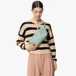 CNNCT F WAIST